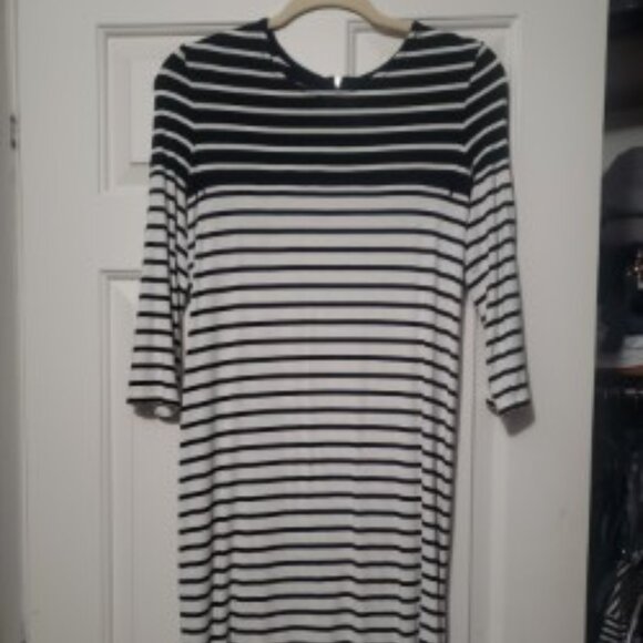 Jessica Simpson Striped Nursing Dress - Picture 1 of 5